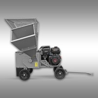 Drobilec vejevja motorni Jansen GTS-13