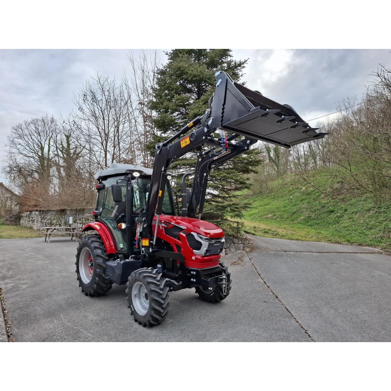 Traktor NTS 504-PRO s čelnim nakladačem