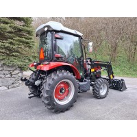 Traktor NTS 504-PRO s čelnim nakladačem