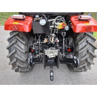 Traktor NTS 504-PRO s čelnim nakladačem