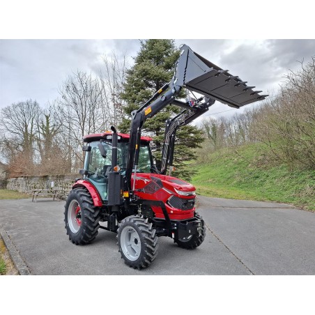 Traktor NTS 704-PRO s čelnim nakladačem