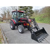 Traktor NTS 704-PRO s čelnim nakladačem